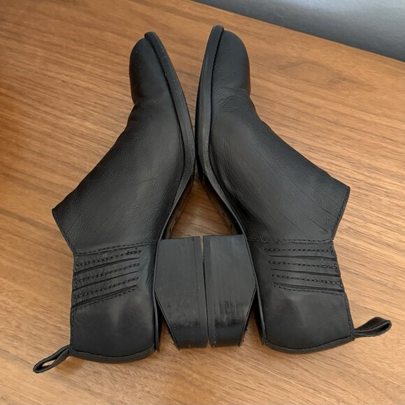 Alexander Wang Kori Black Cut-out Leather Ankle Booties Sz 39 - Picture 4 of 9